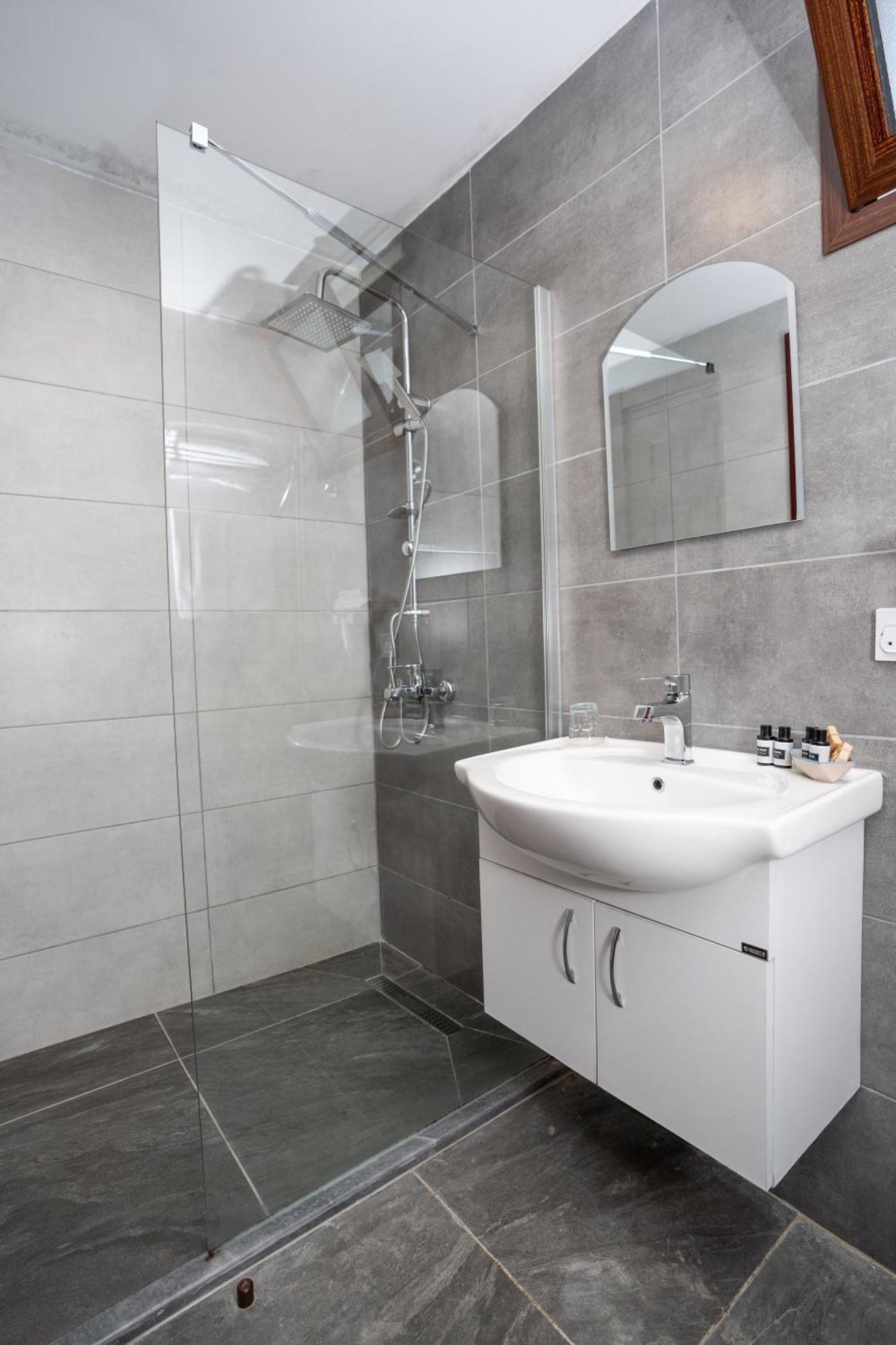Meryem'S Hotel Agios Epiktitos Екстер'єр фото